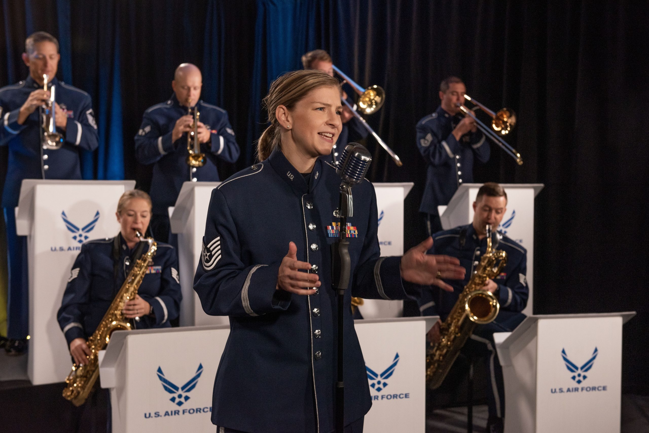 U.S. Air Force Band Europe mit Fox, Wiggle and Sass am 07. Juni in Faßberg